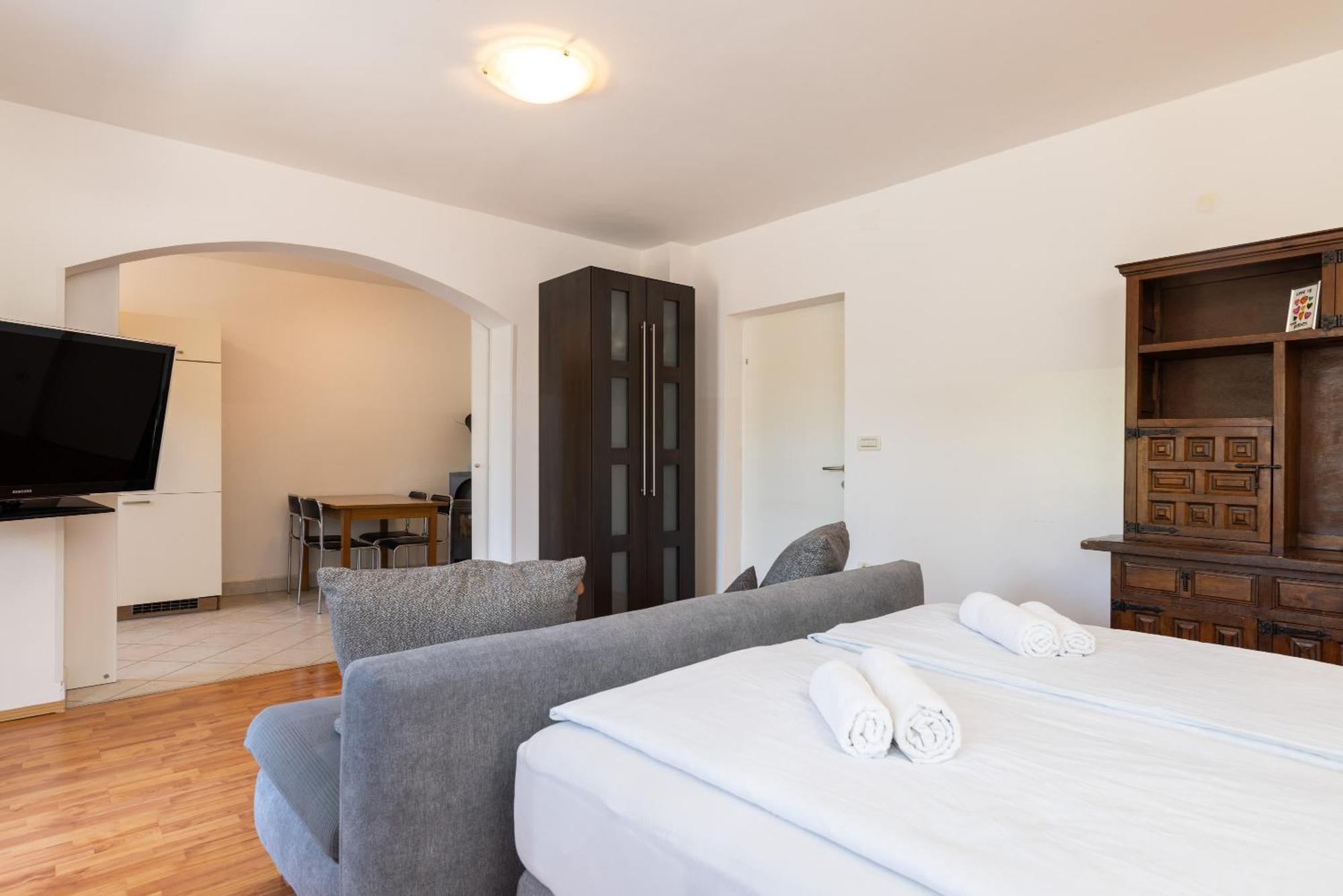 Seaside Guesthouse By Jr City Apartments Jadranovo Exterior foto