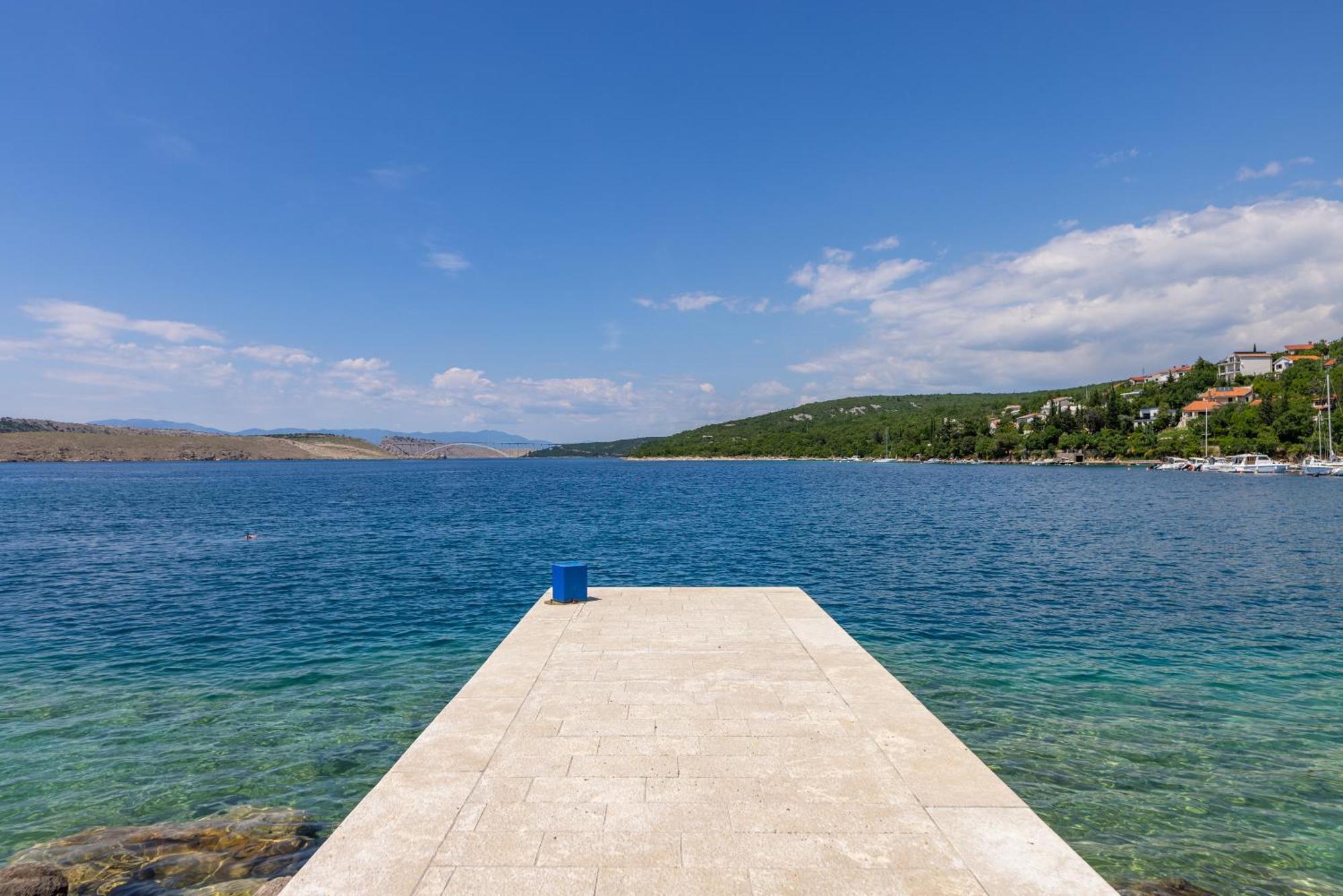 Seaside Guesthouse By Jr City Apartments Jadranovo Exterior foto